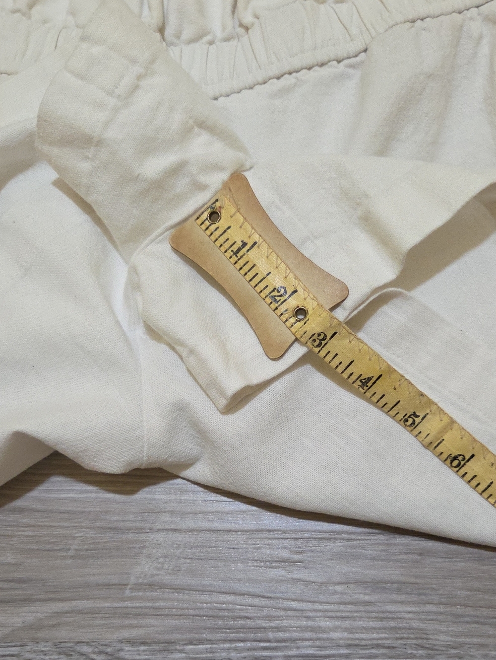 🛍Express Cream High-Waist Ruffle Elastic Linen Shorts Womens Medium - Picture 5 of 9
